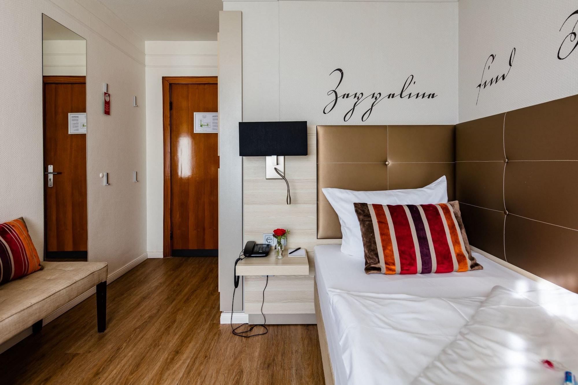 Hotel Zum Zeppelin Hamburg Exterior photo
